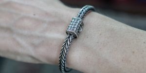 What Are the Best Bracelet Styles Every Man Should Own?